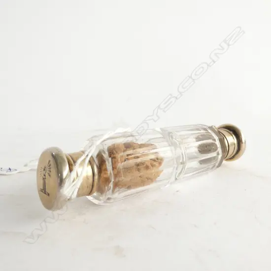 EARLY VICTORIAN SILVER GILT AND GLASS DBLE ENDED SCENT BOTTLE
