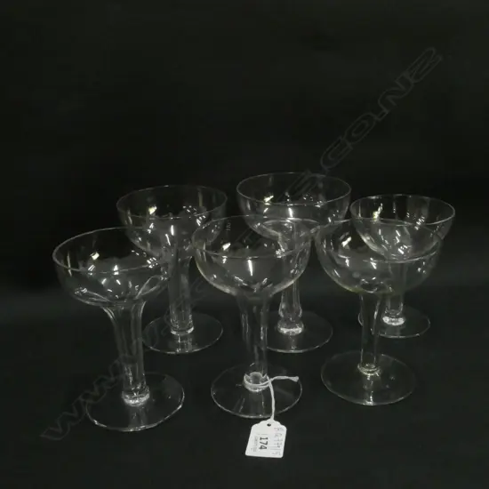6 ASST HOLLOWSTEM CHAMPAGNE GLASSES; 4 FLUTED