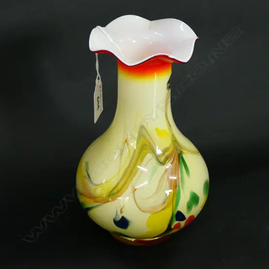 CHINESE ART GLASS VASE H. 190MM