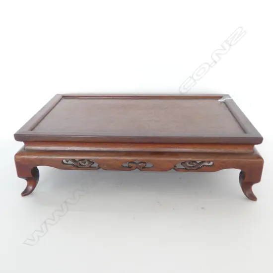 JAPANESE IKEBANA DISPLAY TABLE w PIERCED APRON