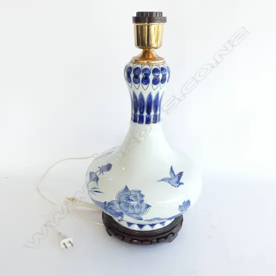 CHINESE B/W LAMP AF REPAIRED  H. 510MM