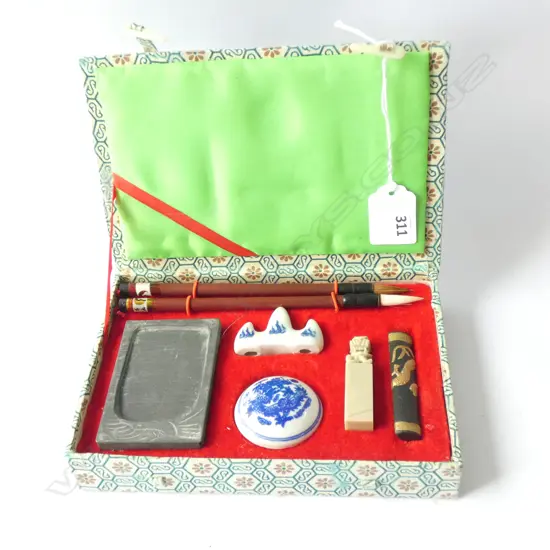 ORIENTAL BOXED CALLIGRAPHY SET 