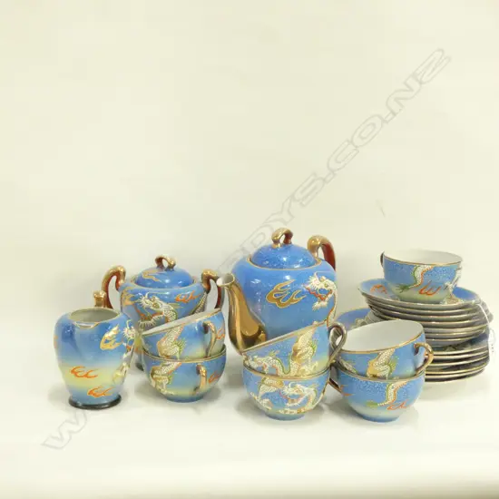 DRAGON DESIGN TEASET - TEAPOT / SUGAR BOWL / JUG / 7 CUPS & SAUCERS & SIX PLATES