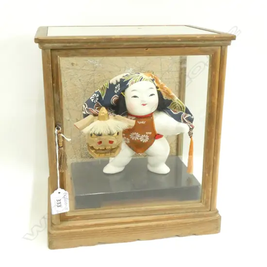 1930'S DOLL IN GLASS CASE MADE WITH GROUND OYSTER SHELL (GOFUN TECHNIQUE)