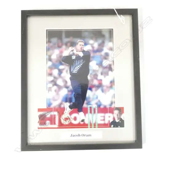 SIGNED JACOB ORAM PHOTOGRAPH WITH AUTH. CERT. H.325mm X 275mm