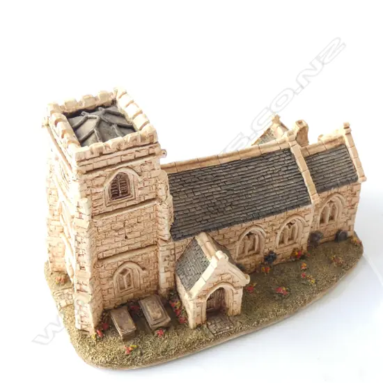 LILLIPUT LANE ST MARY'S CHURCH - WITH BOX & CERTIFICATE