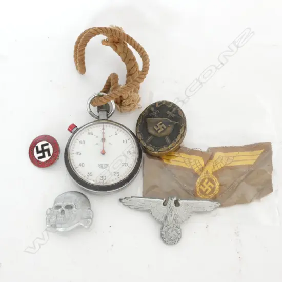 TOTENKOPF, ENAMEL BADGE, WOUND BADGE, SHOULDER PATCH + HEUR STOPWATCH 