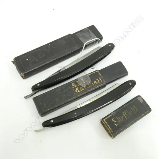 TWO STRAIGHT RAZORS - ETCHED BLADES - IN ORIGINAL CASES - 1 BY HUNTER & SONS FOR PRIMS LTD GISBORNE