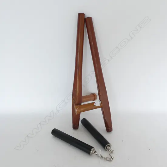 PR WOODEN BATONS L. 510MM + NUNCHUCKS