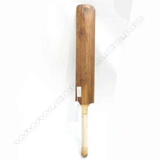 VINTAGE CRICKET BAT BRANDED WALTER HAMMOND