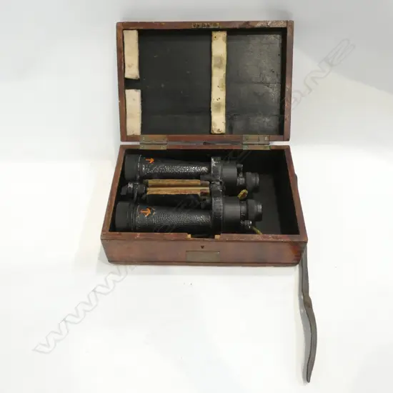 ROYAL NAVY WWII BINOCULARS IN ORIG. CASE W. 320MM