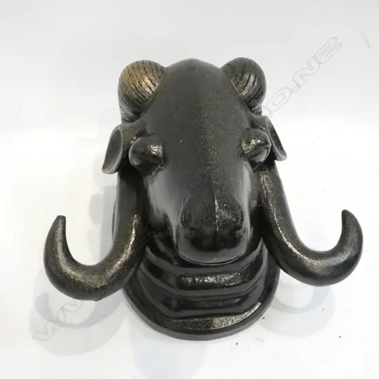 LG CERAMIC RAMS HEAD WALL ORNAMENT - H. 230MM