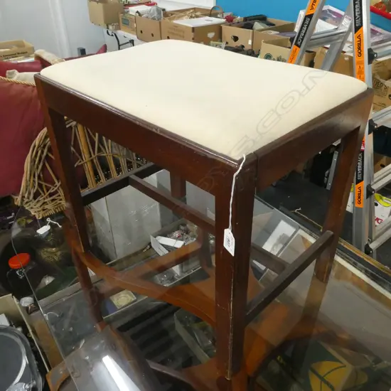 FOOT STOOL W. 520 D. 370 H. 500MM