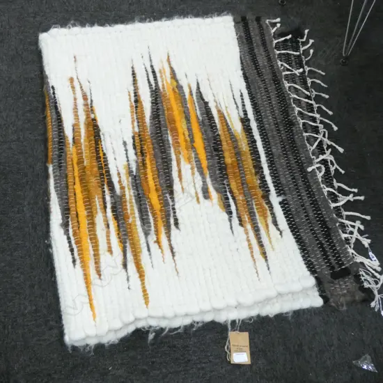 HANDWOVEN WOOLLEN ART RUG, CHRISTCHURCH WEAVER MID-1970s