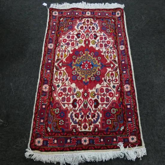 (238G)  PERSIAN H/KNOTTED  MALAYER RUG 1080 x 640 mm