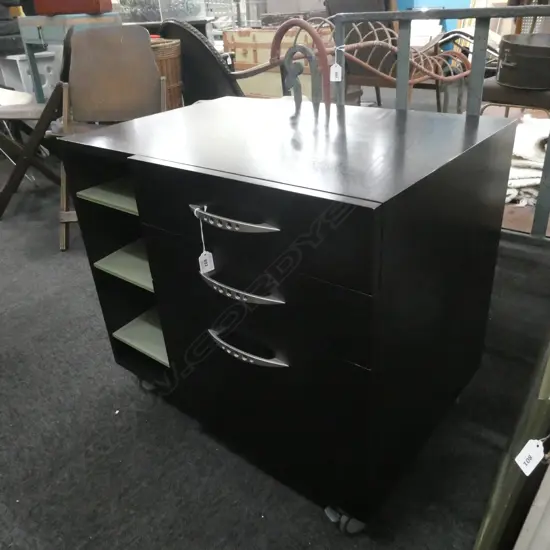 CONTEMPORARY CABINET ON WHEELS H. 640MM