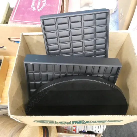 NEW BLACK RING DISPLAY SYSTEM