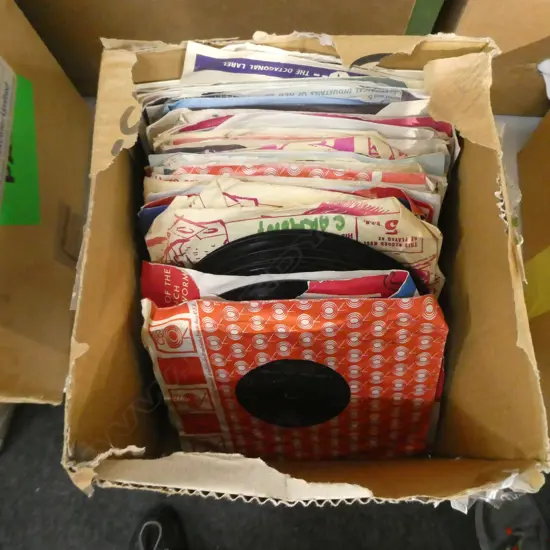 SM BOX OLD EP VINYL RECORDS