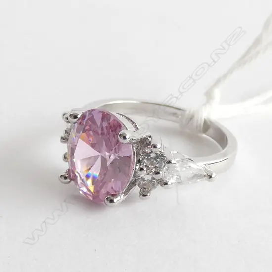 SILVER RING WITH SYNTHETIC STONES