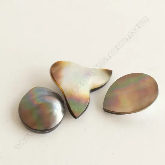 3 LOOSE MABE BLISTER BLACK PEARLS - OVAL / TEAR DROP & WHALES TAIL