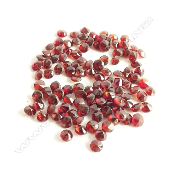 BAG SM ROUND DEEP RED BOHEMIAN GARNETS - 10CT