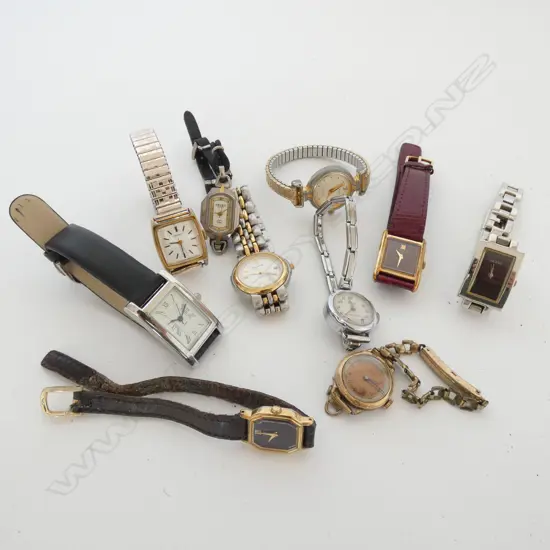 BAG LOT OF 10 LADIES VINTAGE WRISTWATCHES