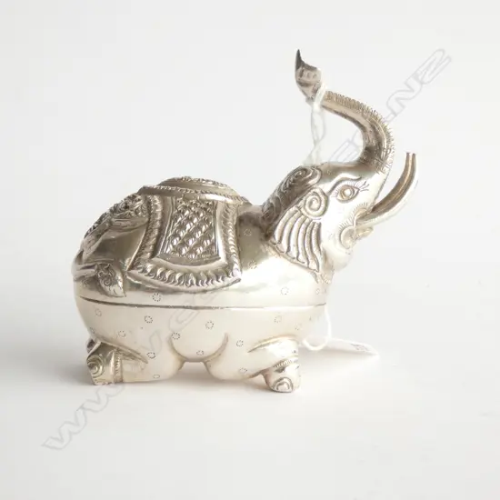 CAMBODIAN SILVER ELEPHANT CONTAINER - L. 100MM