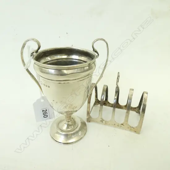 STG SILVER TROPHY & TOAST RACK 136 GRAMS