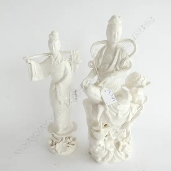 2 BLANC DE CHINE QUANYIN FIGURES H.295mm