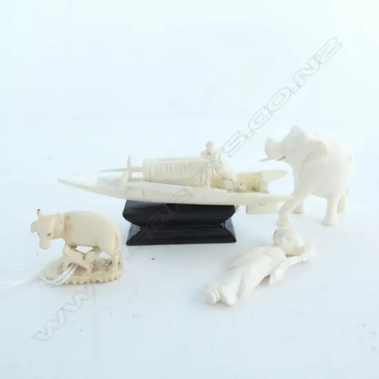 4 SM IVORY & BONE PIECES; ELEPHANT / SHEEP ETC. SOME BROKEN