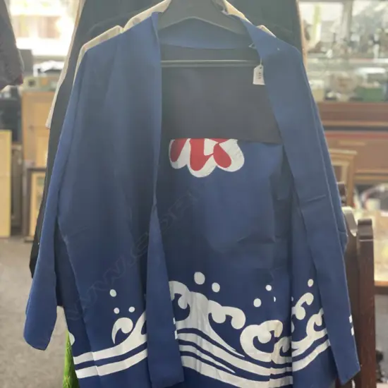 VINTAGE JAPANESE ‘HAPPI’ JACKET WORN AT FESTIVALS. COTTON/UNUSED 90CM CHEST (BLUE)