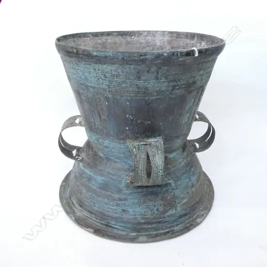 BRASS WITH BRONZE VERTIGIS PATINATION ARCHAIC STYLE Drum. H. 385MM