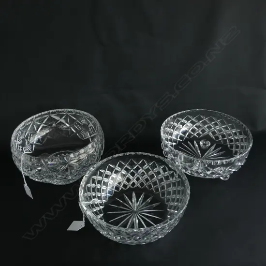 THREE LARGE CUT CRYSTAL BOWLS - LARGEST DIA. 205MM