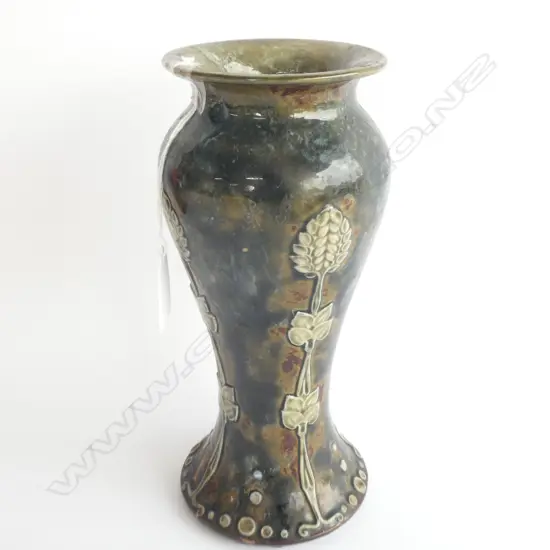 ROYAL DOULTON ART NOUVEAUX VASE #6061 C 1902-22 H. 220MM
