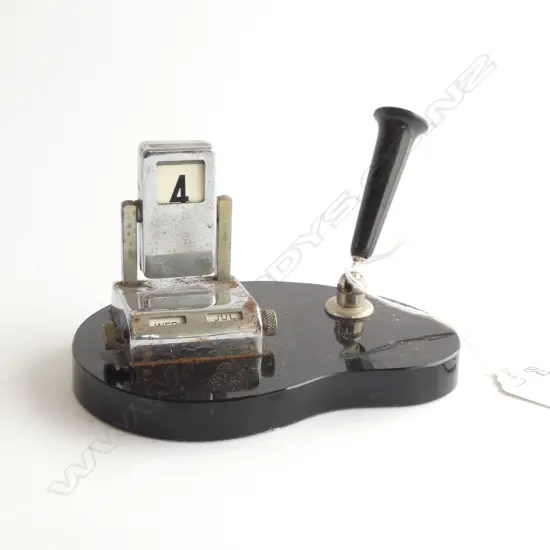 ART DECO CHROME DESK CALENDAR  & PEN HOLDER L. 140MM