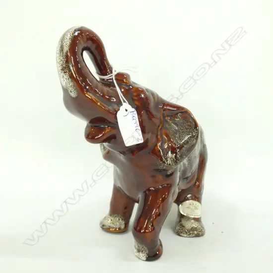 AQUILA CERAMICS NZ ELEPHANT L290mm