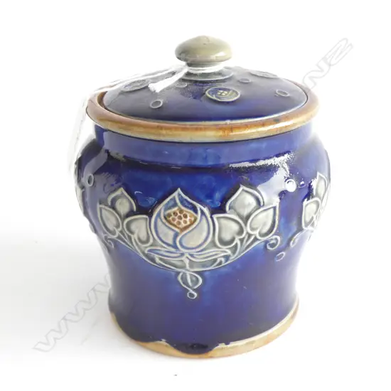 ROYAL DOULTON LAMBETH ART NOUVEAUX LIDDED JAR H. 100MM DIA 120 MM