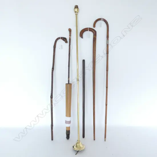 3 ASST. WALKING STICKS 1 PITCAIRN, BEATING / SWAGGER LEATHER ROD, PARASOL, LIGHT FITTING L. 1M