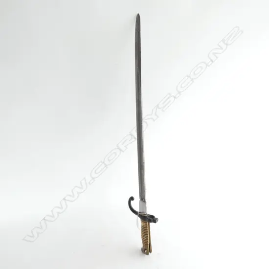 FRENCH 19thC BRASS CHASSEPOT BAYONET HILT WITH LATER SWORD BLADE, L.655mm