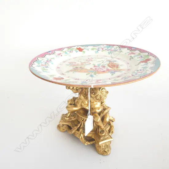 ORIENTAL PLATE WITH GOLD GILDED CHERUB STAND H. 200 DIA  260