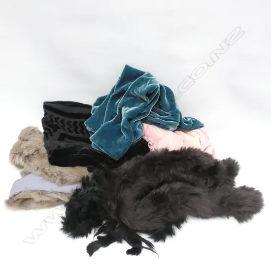 ASST. FUR & VELVET SCARVES