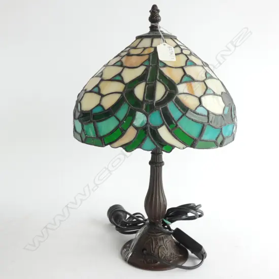 TIFFANY STYLE LAMP H. 400MM