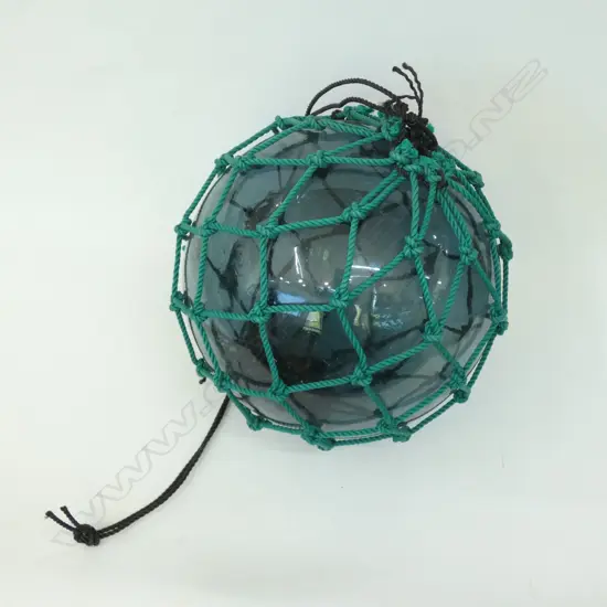 MEDIUM OLD FISHING FLOAT 280D