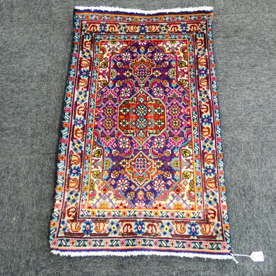 (252G) PERSIAN H/KNOTTED ARDABIL RUG 800 x 500 mm