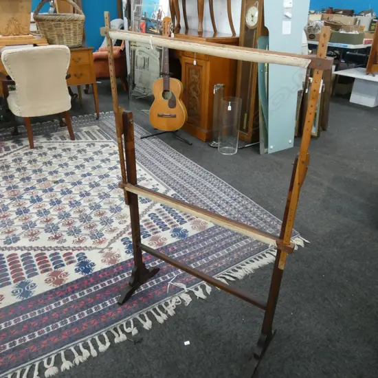 ANTIQUE ARTIST EASEL 1200X700MM