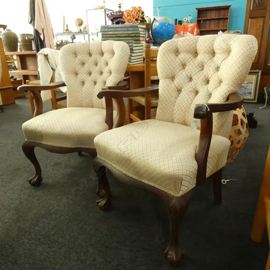 PR UPHOLSTERED ARMCHAIRS 
