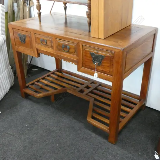 ORIENTAL DESK 