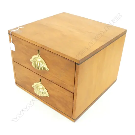 RIMU DRAWERS ONE LOCKED NO KEY W. 355MM