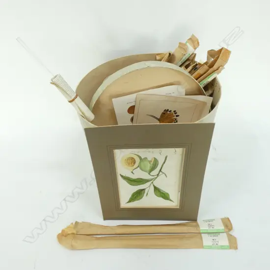 BOX LOT PIPETTES ETC