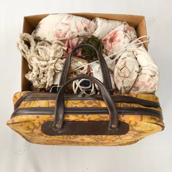 BOX LOT EIDERDOWN DUVET, RETRO BAG ETC